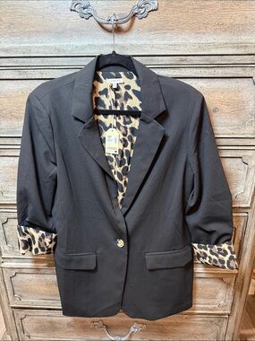 JODIFL Black Blazer with Leopard-Print Lining